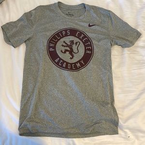Grey Dri-fit Nike T-shirt (small)